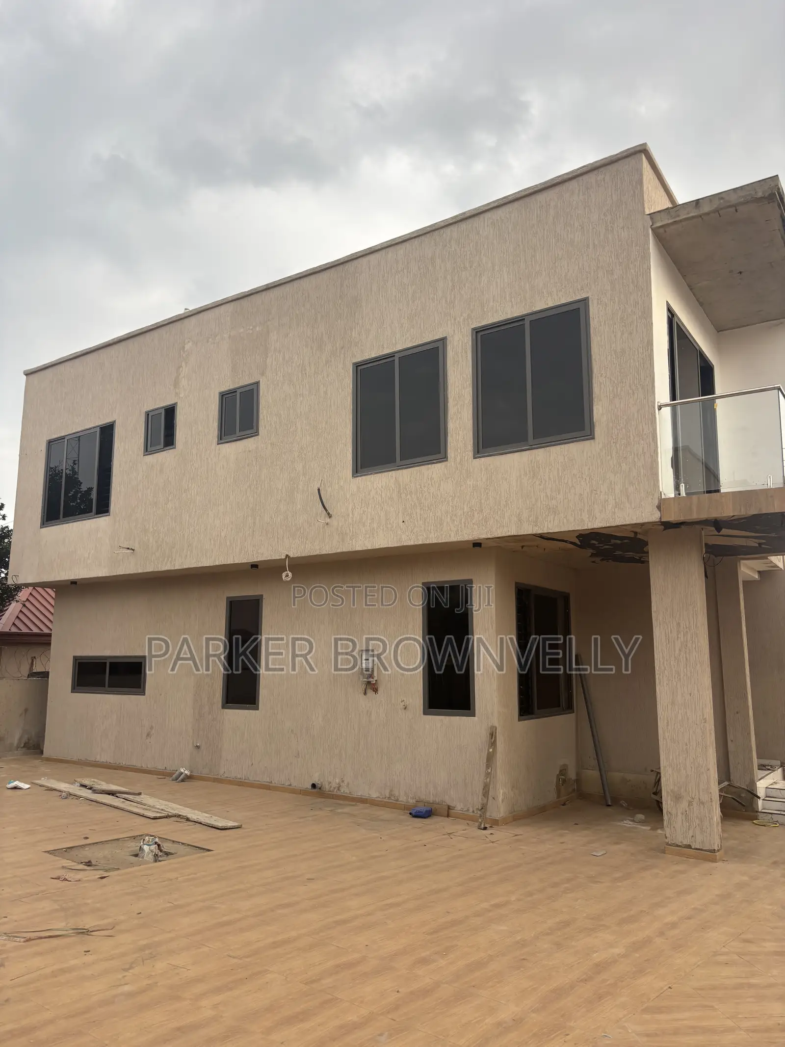 Furnished 4bdrm Apartment in Aae_Properties, Adjiriganor for sale in Adjiriganor
