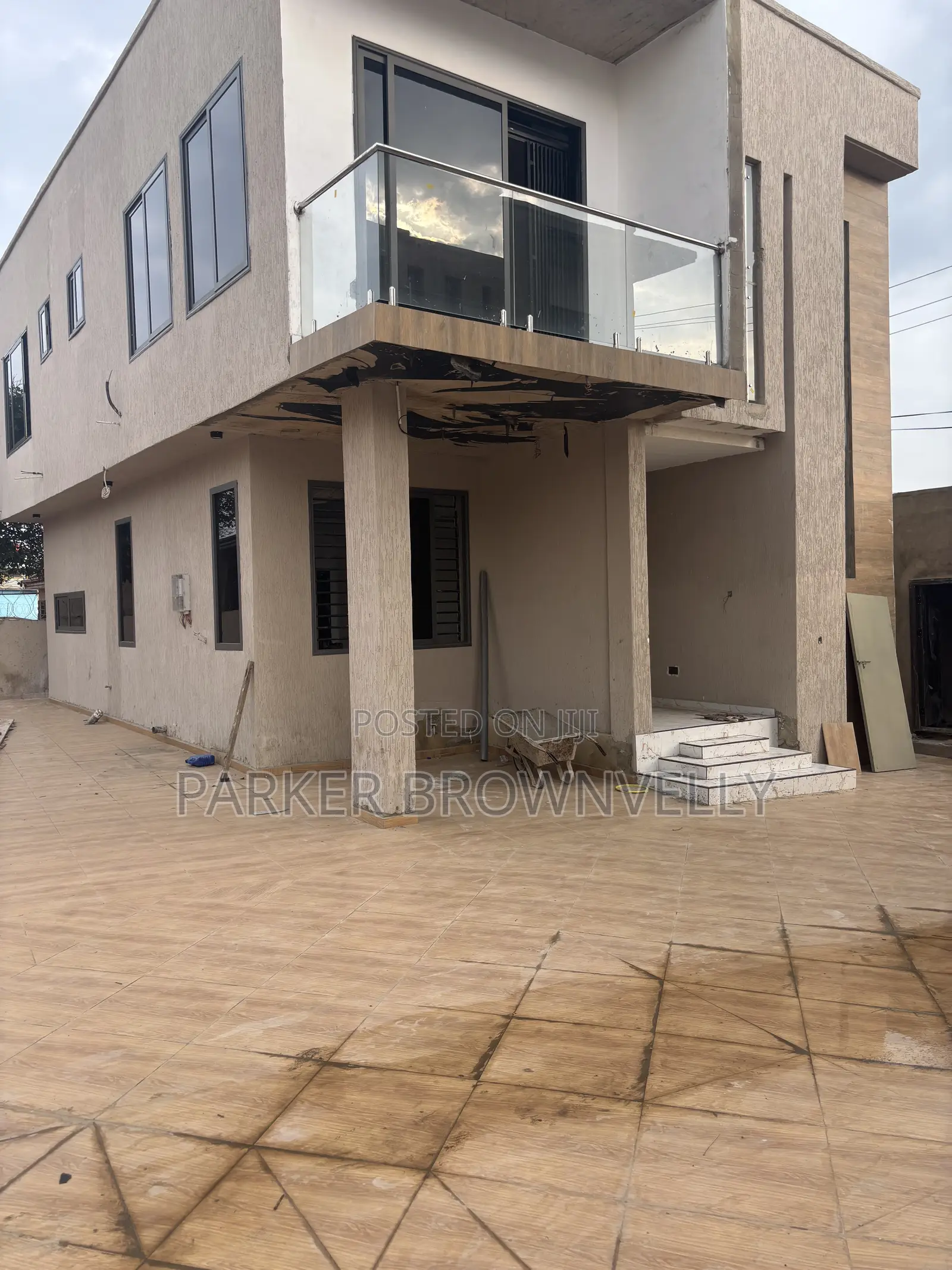 Furnished 4bdrm Apartment in Aae_Properties, Adjiriganor for sale in Adjiriganor