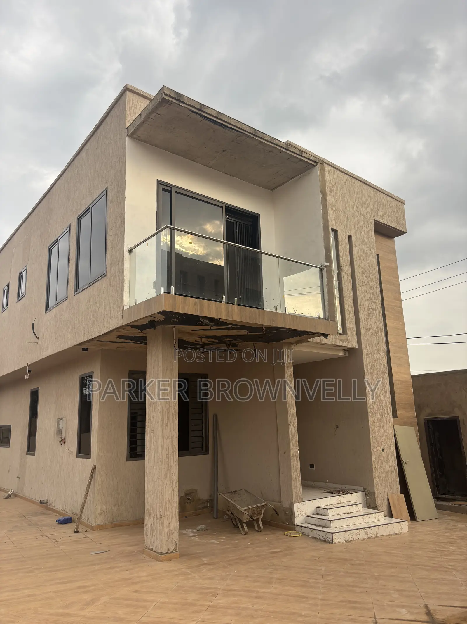 Furnished 4bdrm Apartment in Aae_Properties, Adjiriganor for sale in Adjiriganor