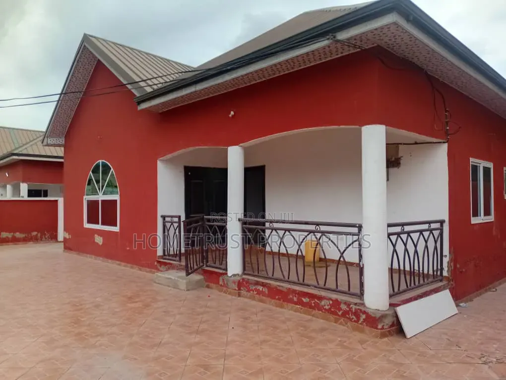 4bdrm House in Kwabenya Acp for rent in Kwabenya