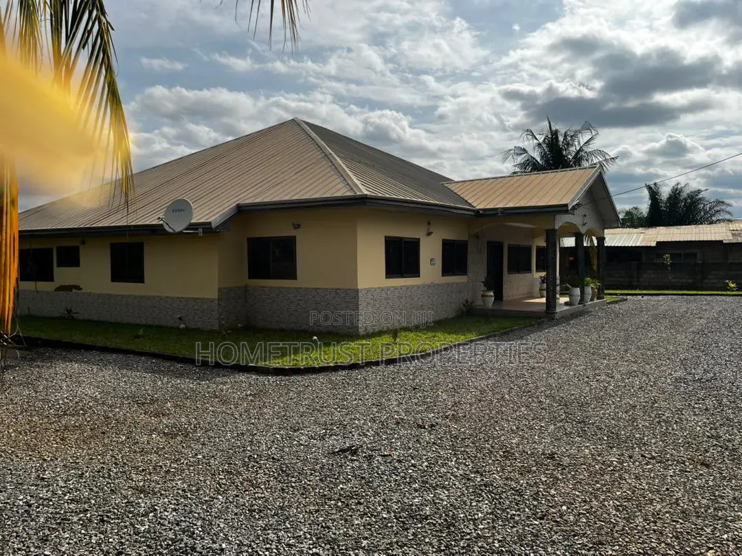 5bdrm House in Malejor for rent in Malejor