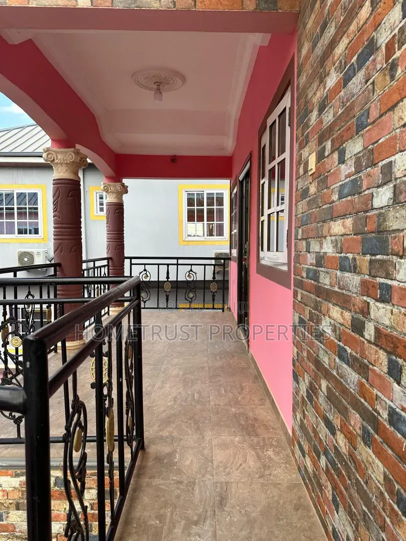 3bdrm Apartment in Ashongman Estate, Police Station for rent in Police Station