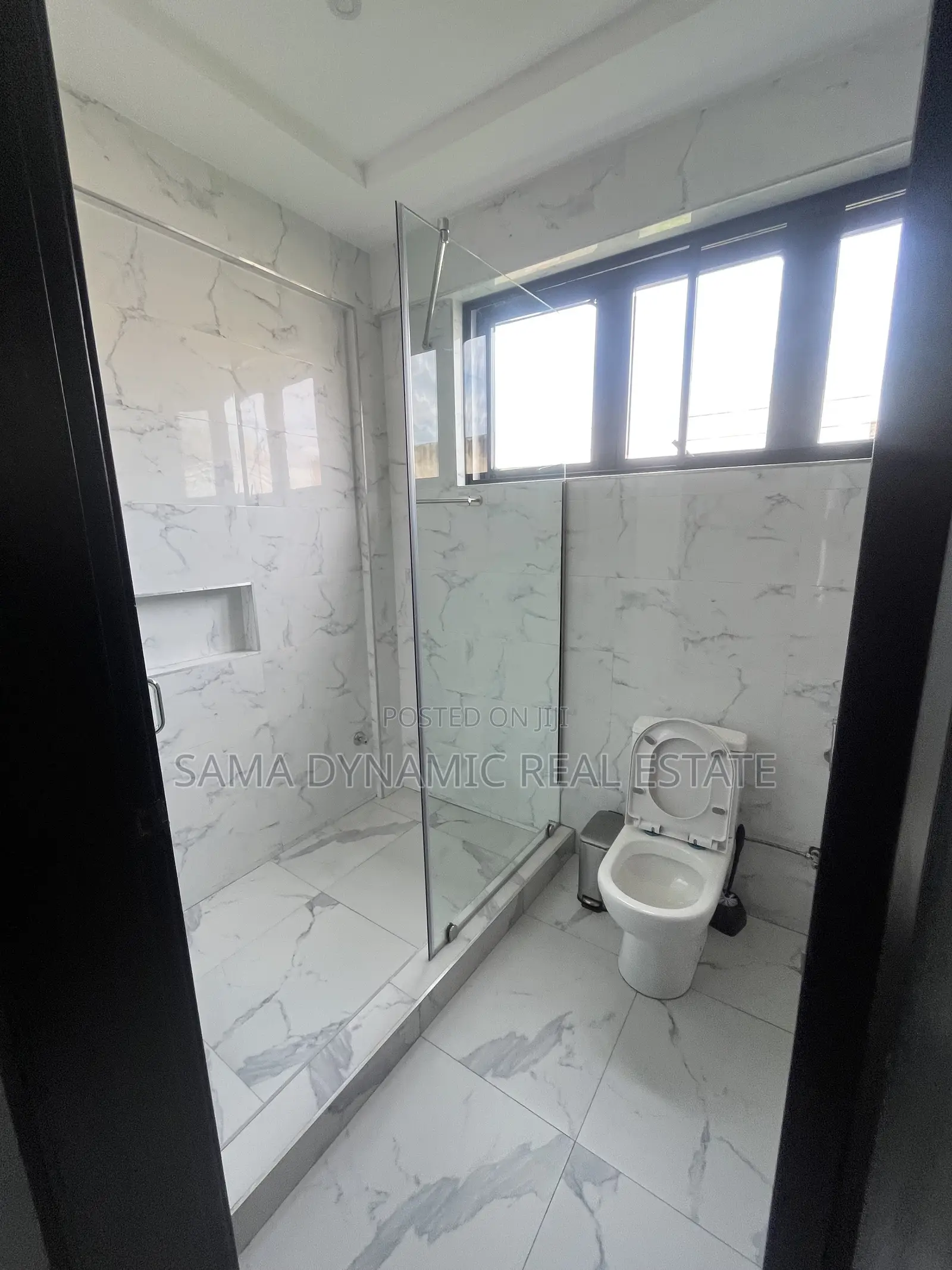 Furnished 4bdrm Townhouse / Terrace in Tseaddo for rent in Tseaddo