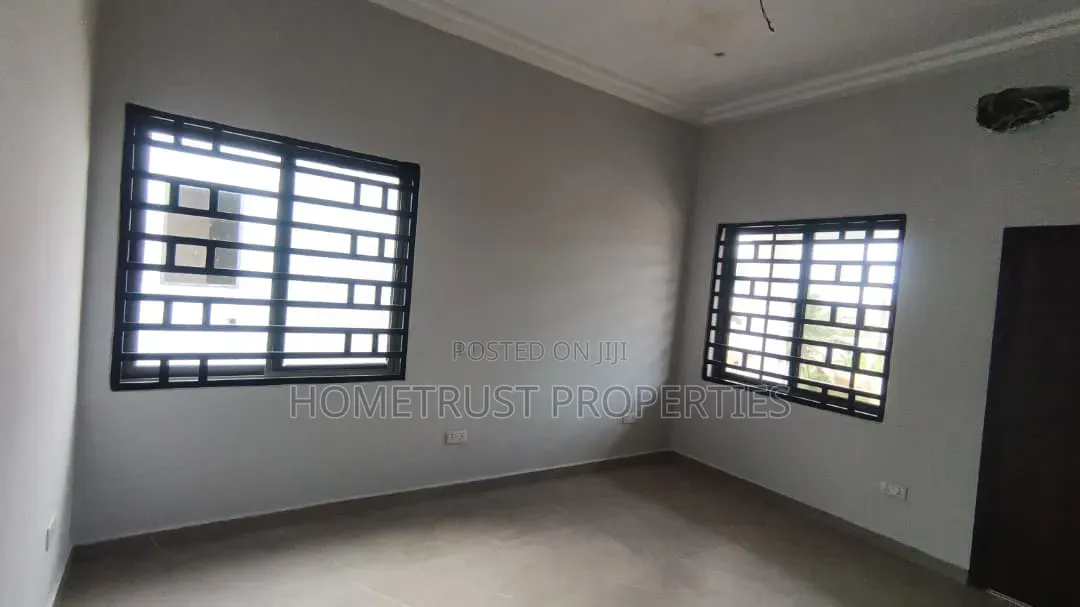 3bdrm Duplex in Ga Odumase, Pentecost for sale in Pentecost