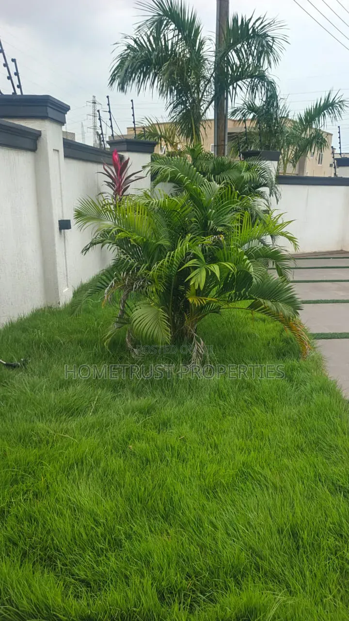 4bdrm Duplex in Tseaddo Burma Hills for sale in Tseaddo