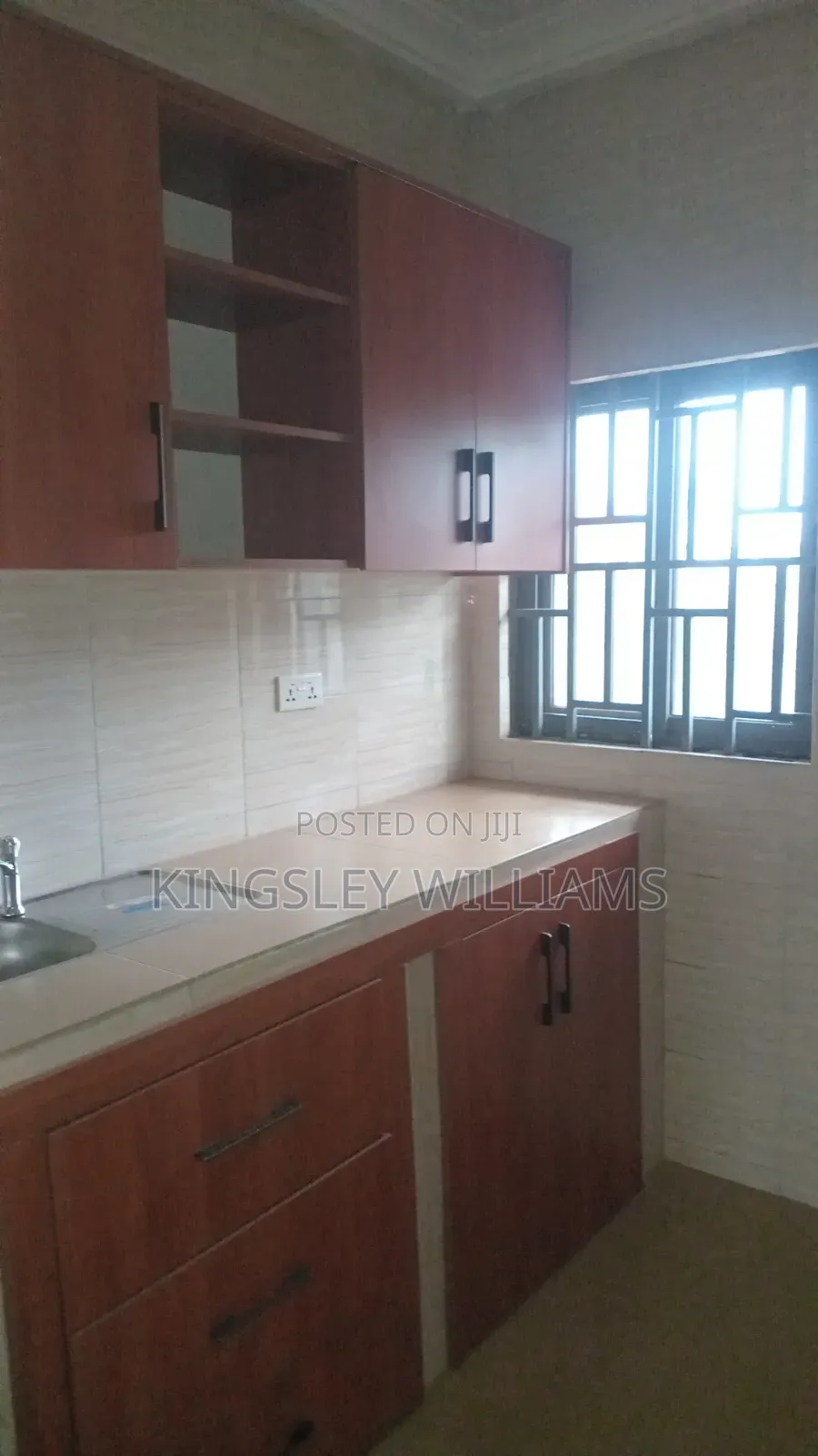2bdrm Apartment in Afoko Foto for rent in Afoko Foto