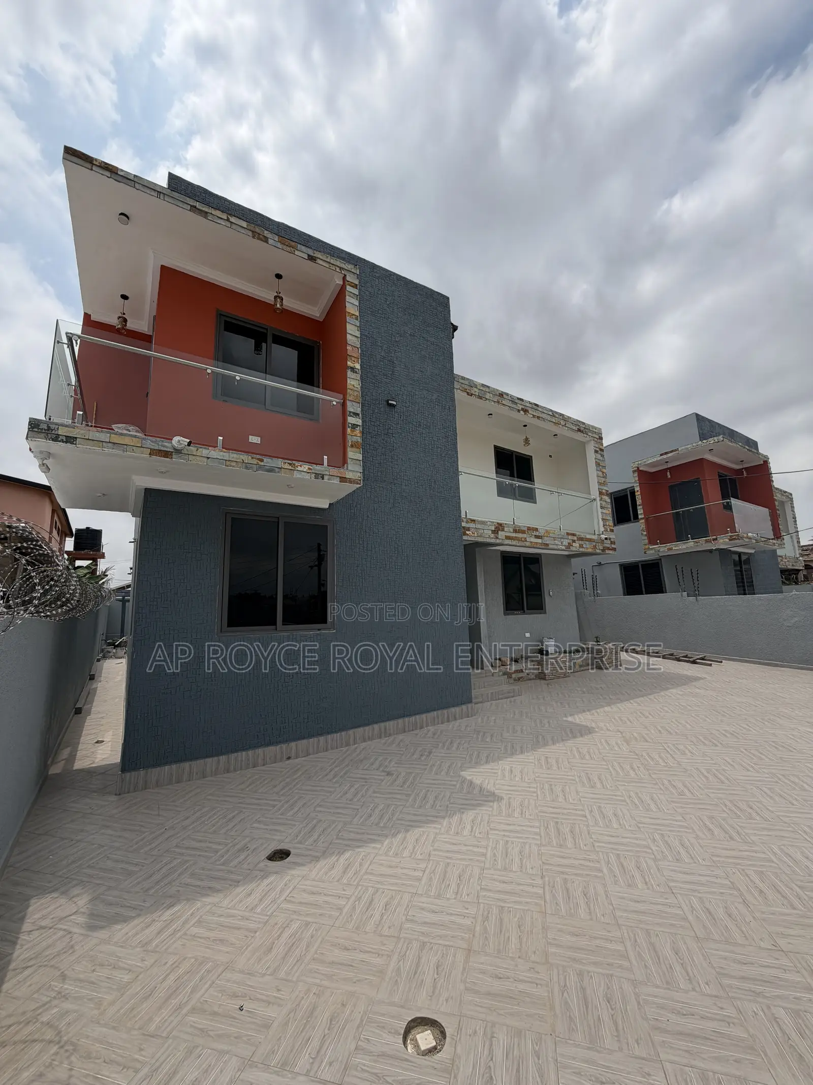 Furnished 5bdrm House in Kumasi Metropolitan for sale in Kumasi Metropolitan