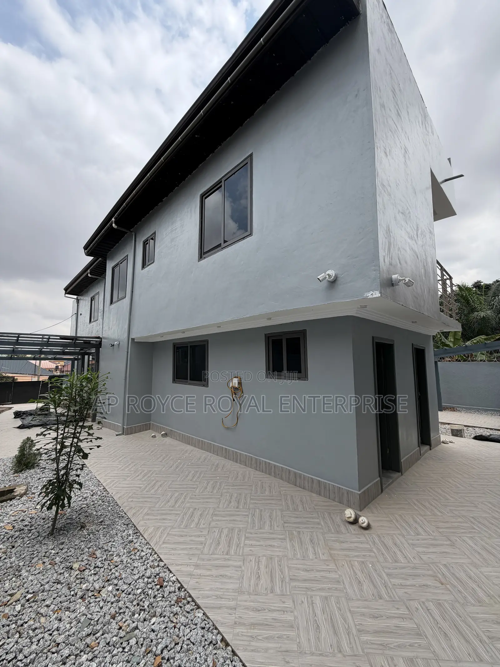 Furnished 5bdrm House in Kumasi Metropolitan for sale in Kumasi Metropolitan