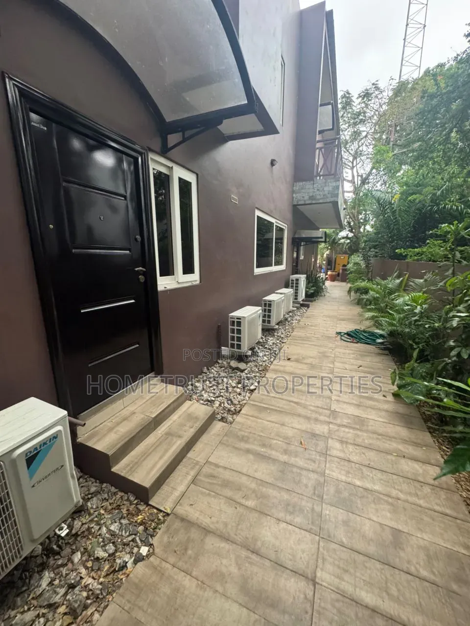4bdrm Duplex in Airport Residential for rent in Airport Residential Area