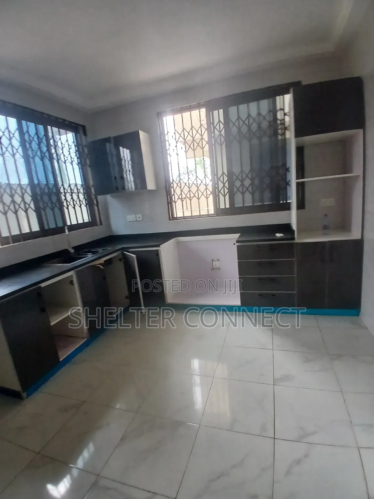 3bdrm Duplex in Oyarifa for rent in Oyarifa Mall Area