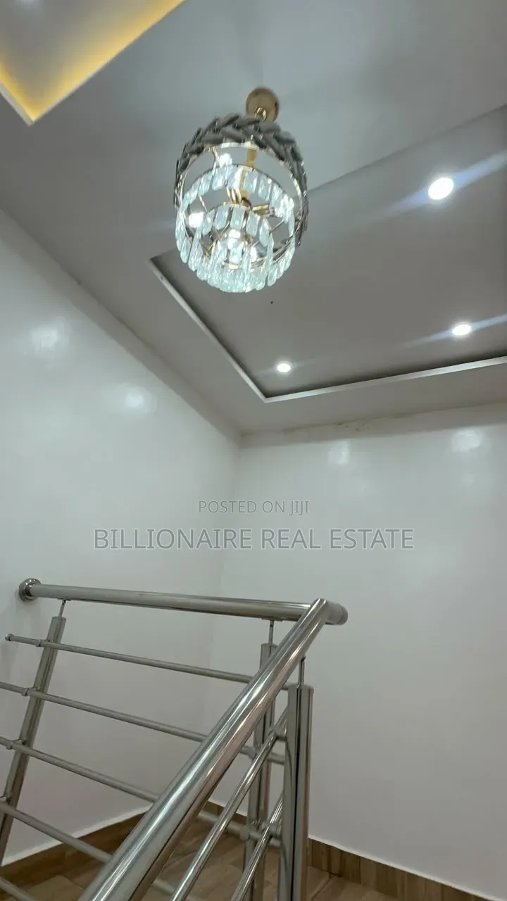 4bdrm Duplex in Parkoso, Kumasi Metropolitan for sale in Kumasi Metropolitan