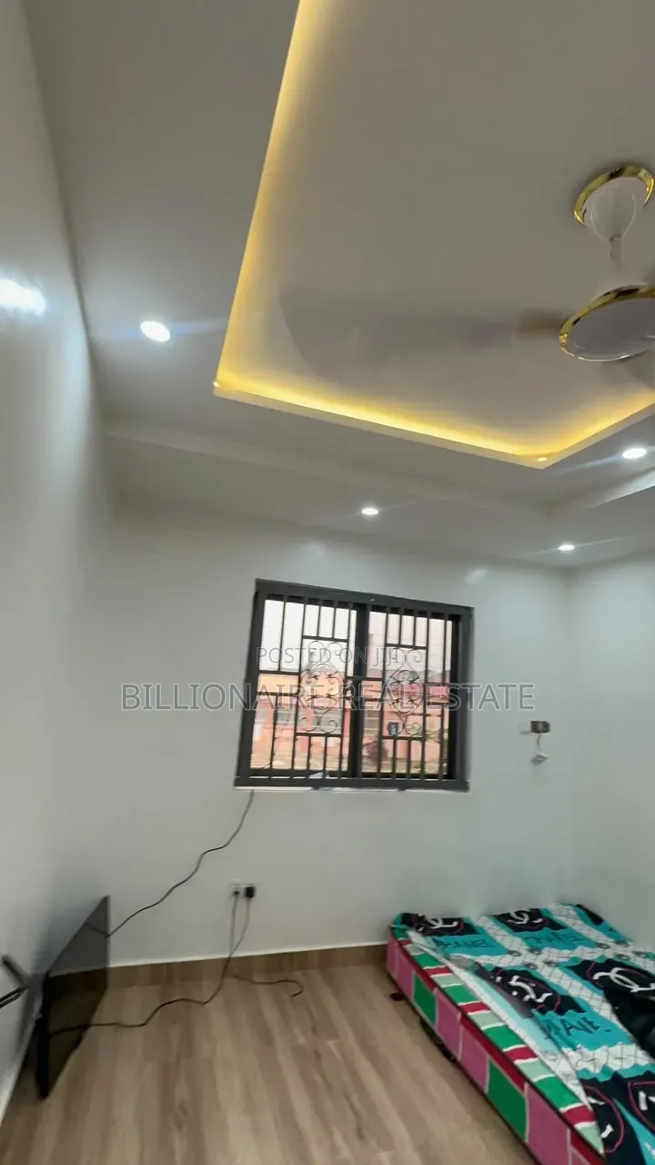 4bdrm Duplex in Parkoso, Kumasi Metropolitan for sale in Kumasi Metropolitan