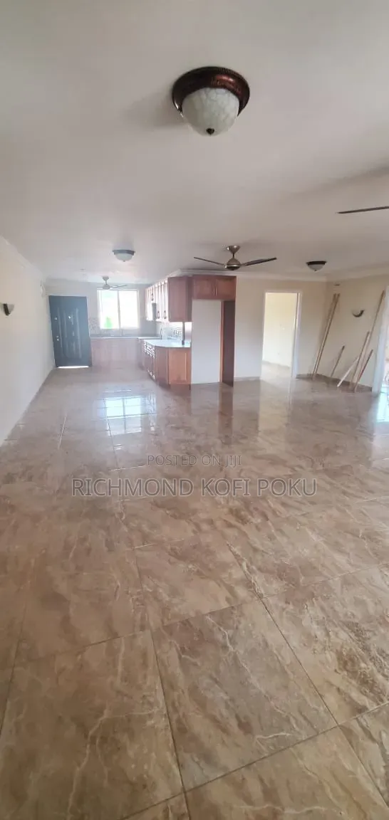 3bdrm Apartment in Kofis Realty, Coca Cola for rent in Coca Cola