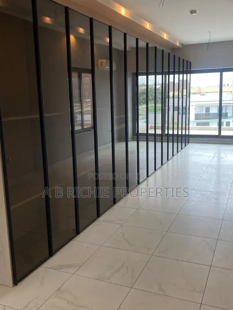4bdrm Penthouse in Ab Richie Properties, American House for rent in American House