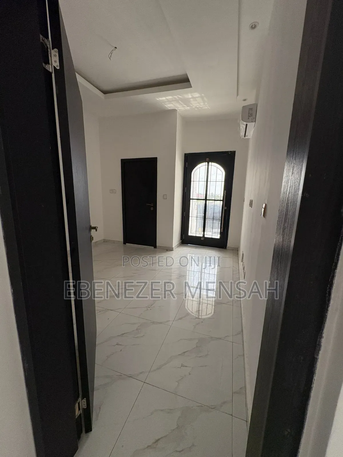 2bdrm Townhouse / Terrace in Ashaley Botwe, School Junction for rent in School Junction