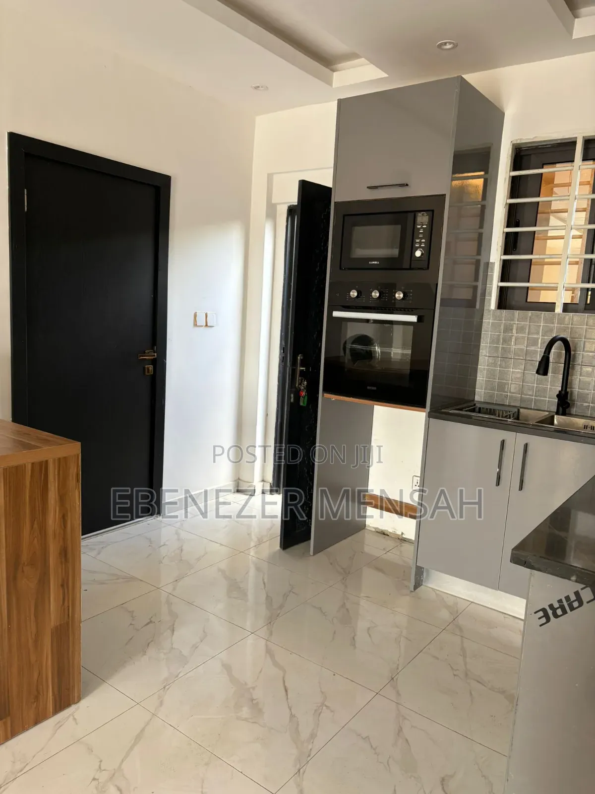 2bdrm Townhouse / Terrace in Ashaley Botwe, School Junction for rent in School Junction