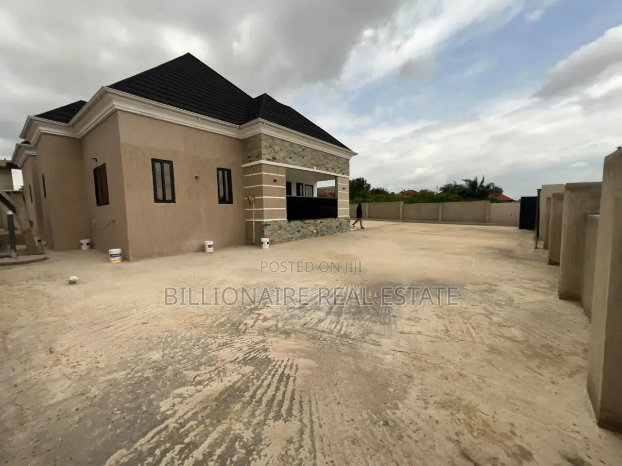 4bdrm Mansion in Atonsu Esereso, Kumasi Metropolitan for sale in Kumasi Metropolitan