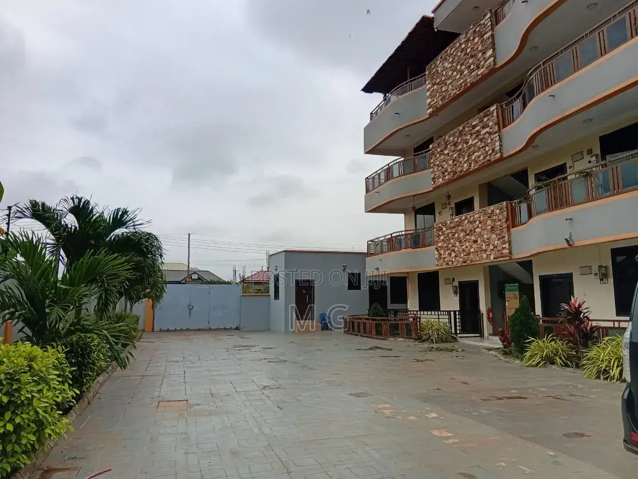 2 Bedroom Fully Furnished Apartment for Rent in Community 25