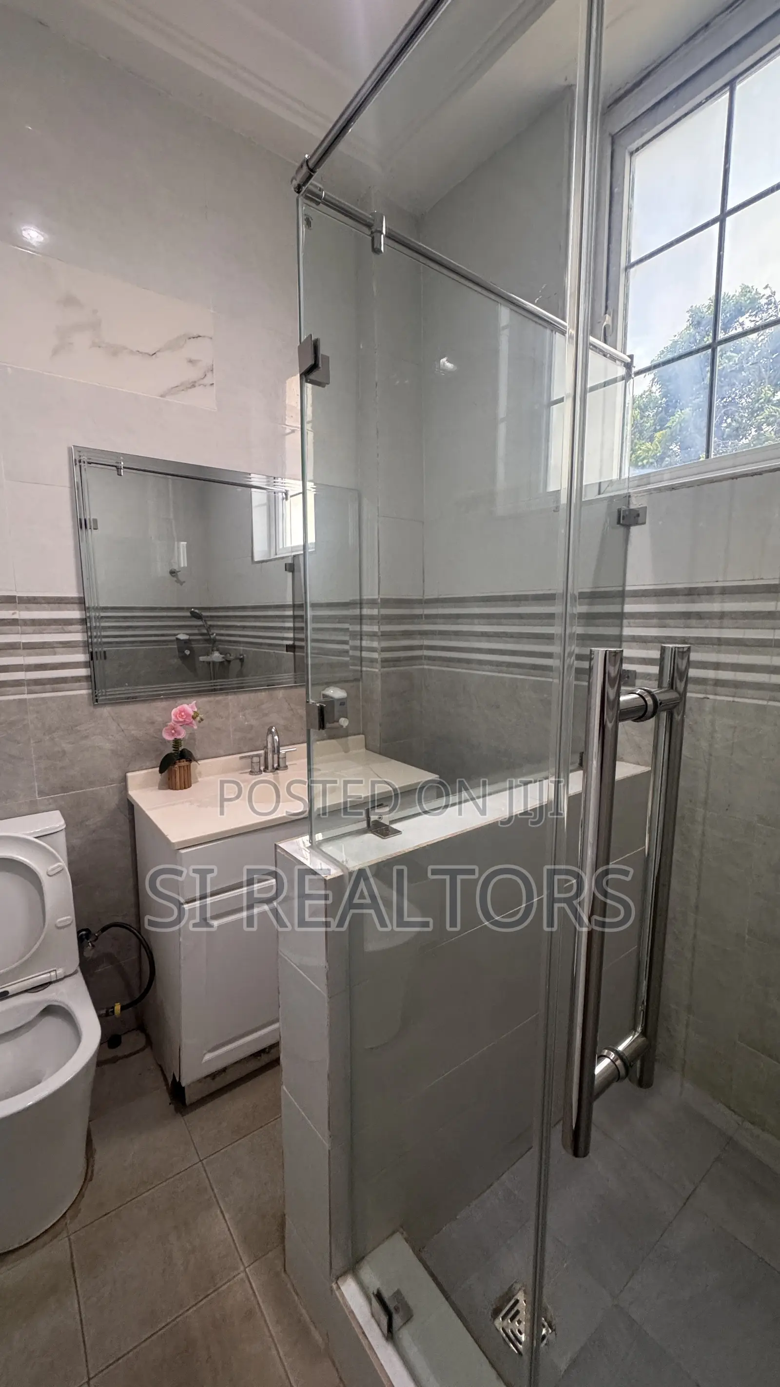 Furnished 3bdrm Apartment in 18 City View, Baatsona Total for rent in Baatsona Total