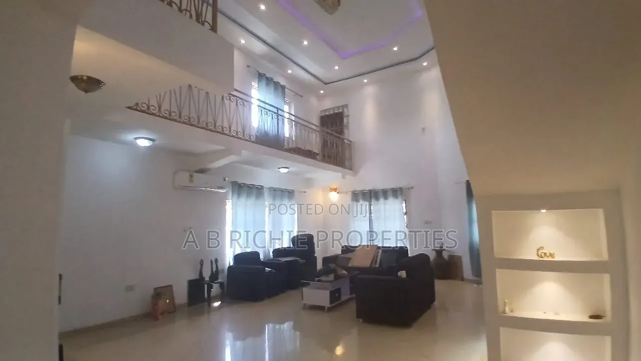 6bdrm House in Pillar 2 for rent in Pillar 2