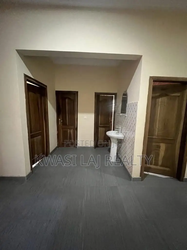 1bdrm Apartment in Pokuase for rent in Pokuase