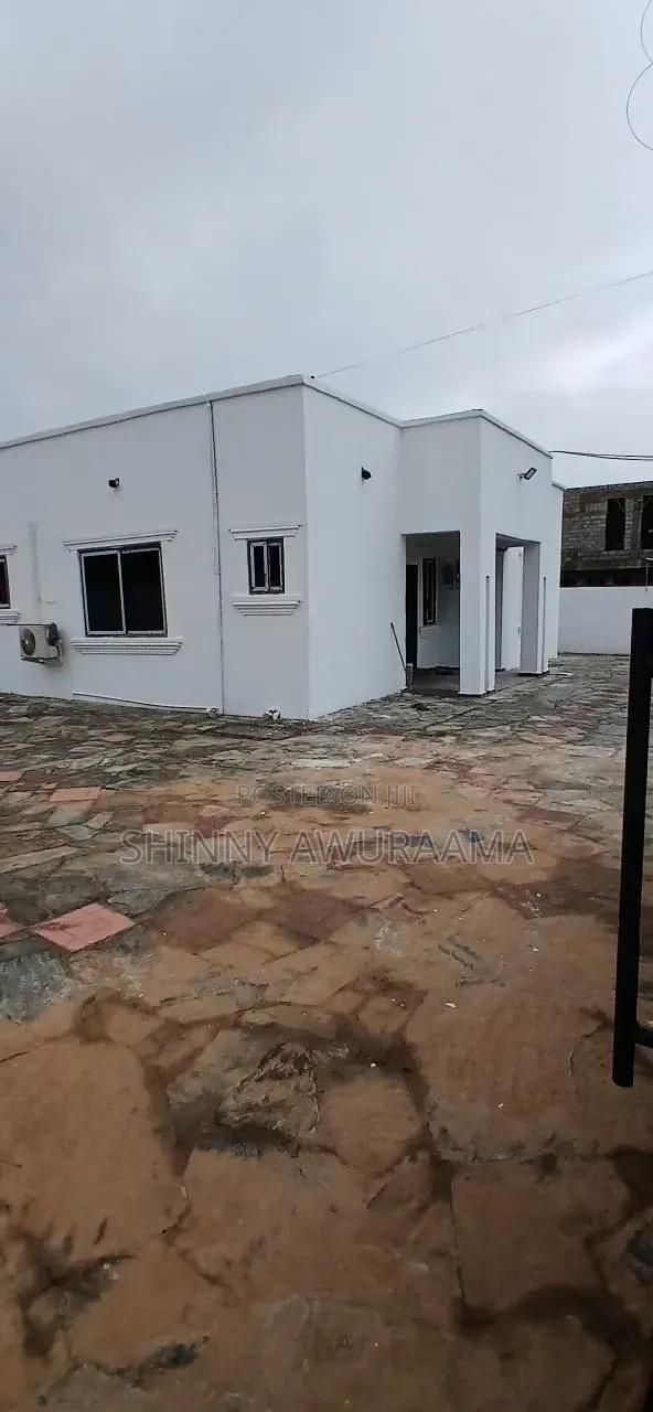 3bdrm House in East Legon Hills, School Junction for rent in School Junction