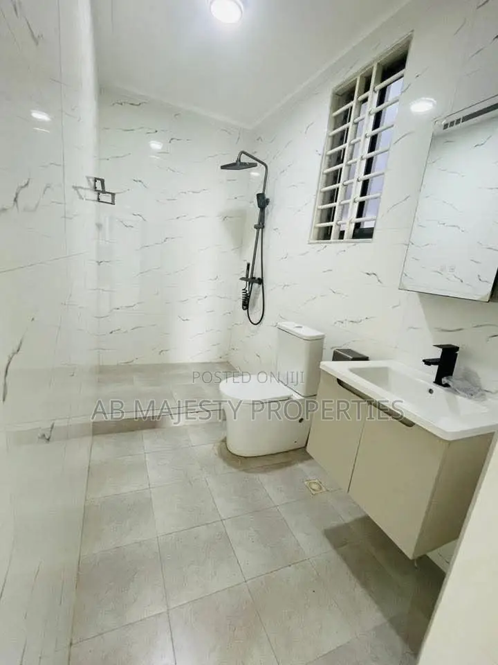 3bdrm House in Ab Majesty, East Legon for sale in East Legon