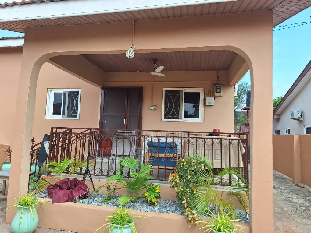 3bdrm House in Manet Palms Estate for sale in Estate