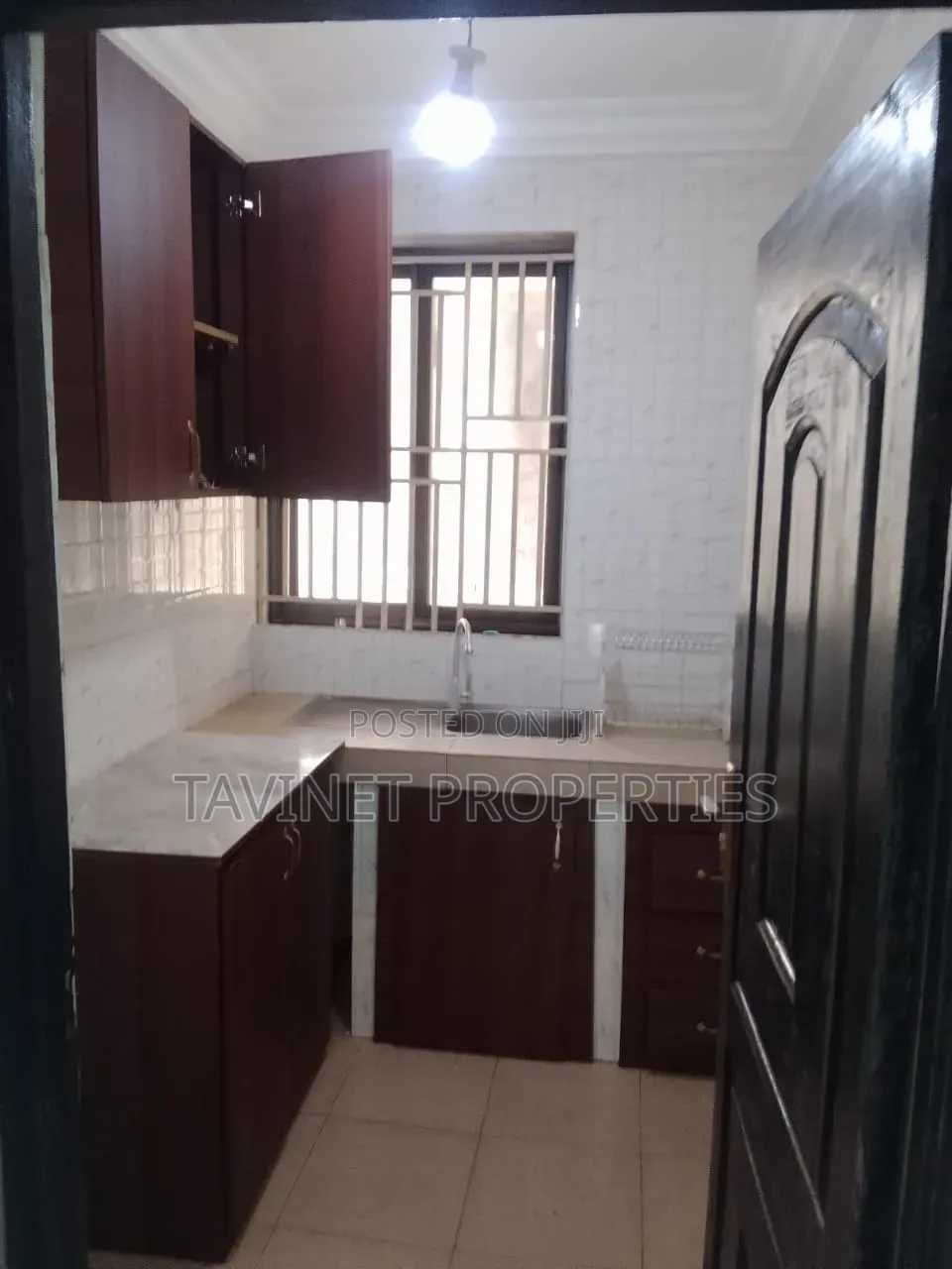 1bdrm Apartment in School Junction for rent in School Junction