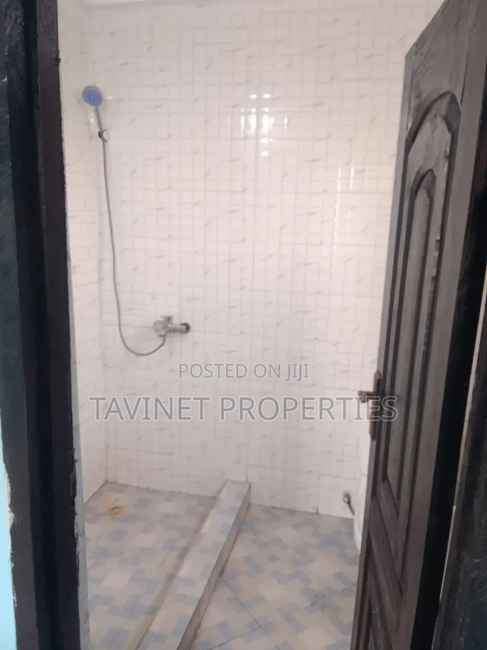 1bdrm Apartment in School Junction for rent in School Junction