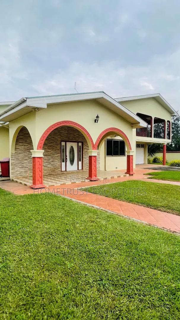 6bdrm Duplex in Haatso Westland, Antis for rent in Antis