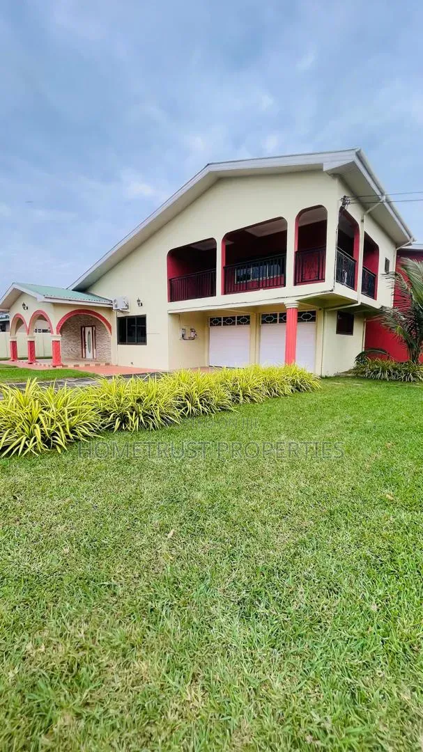 6bdrm Duplex in Haatso Westland, Antis for rent in Antis