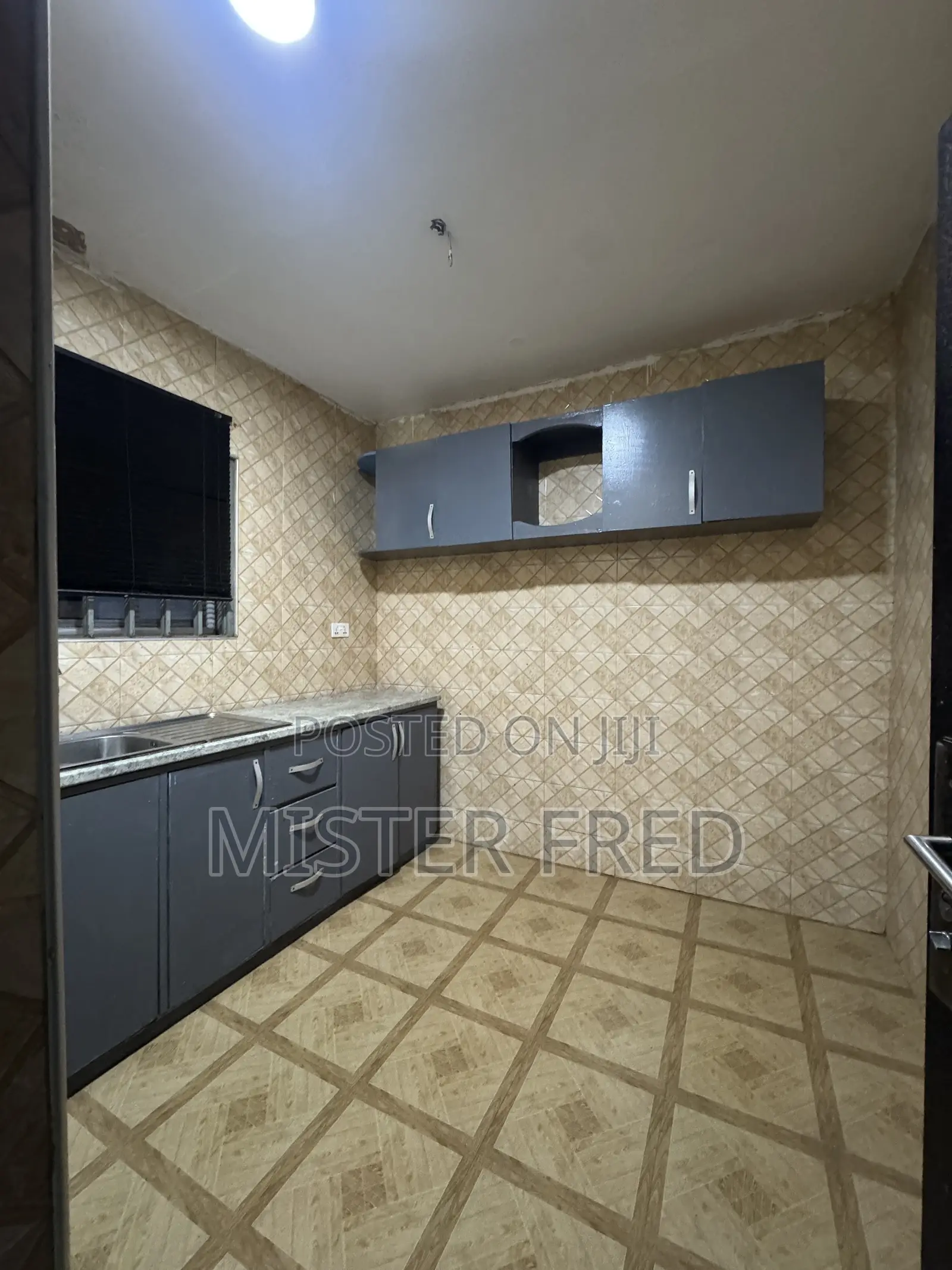 2bdrm Apartment in Whitecross, Weija for rent in Weija