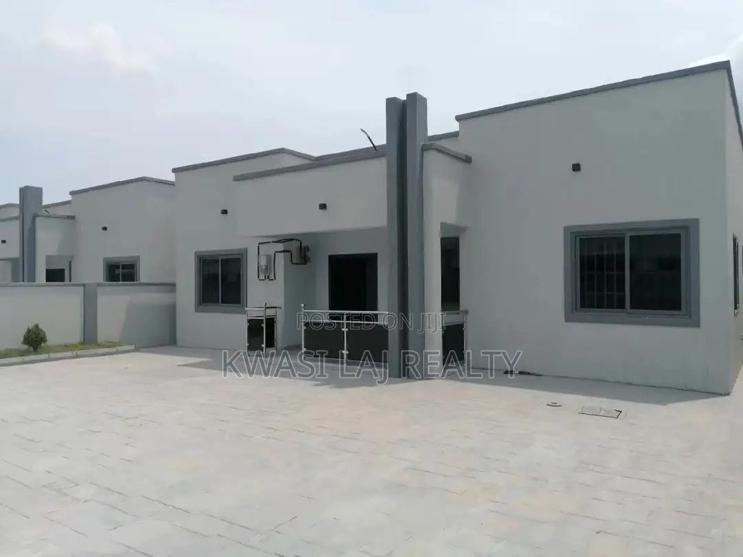 3bdrm House in Pokuase for rent in Pokuase