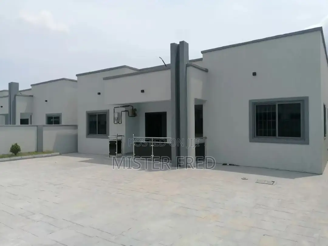 3bdrm House in Pokuase for rent in Pokuase