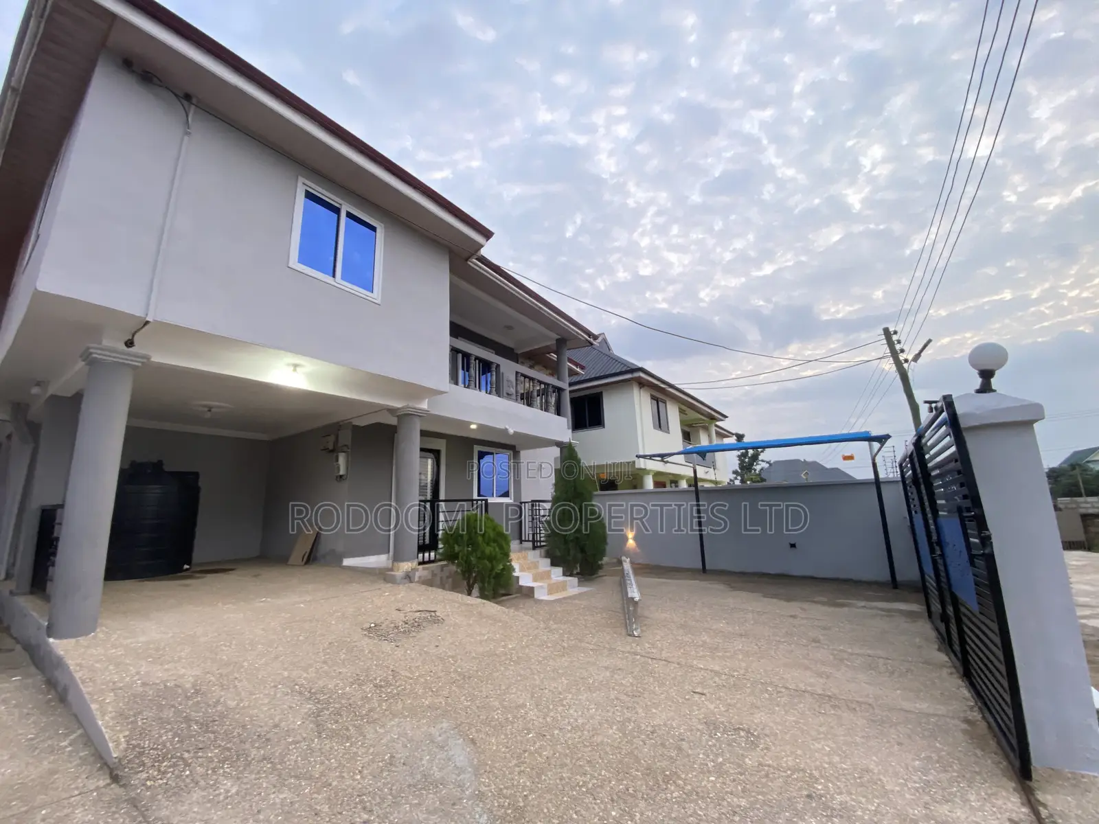 5bdrm House in Amasaman Stadium for rent in Amasaman