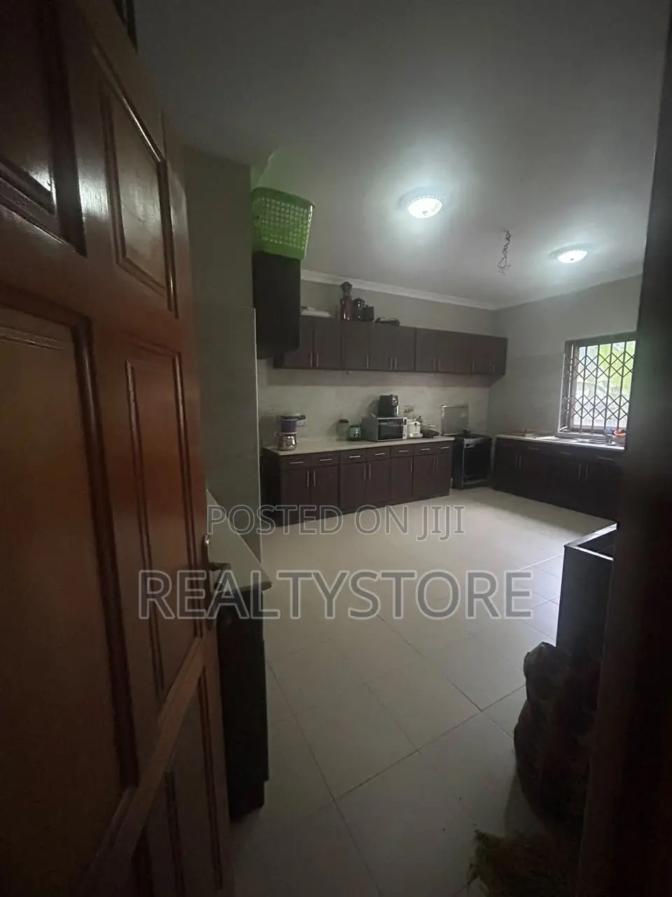 4bdrm House in Abuom, Kwabenya for rent in Kwabenya