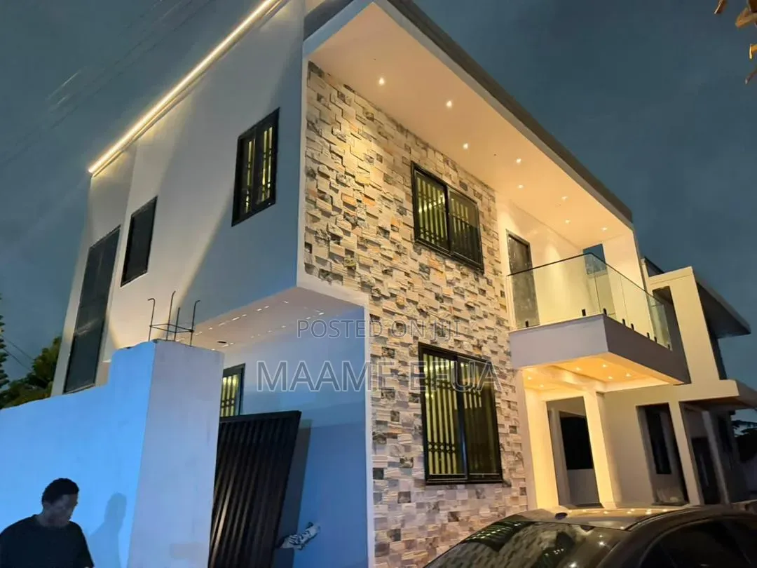 3bdrm House in Adenta, Accra Metropolitan for sale in Accra Metropolitan