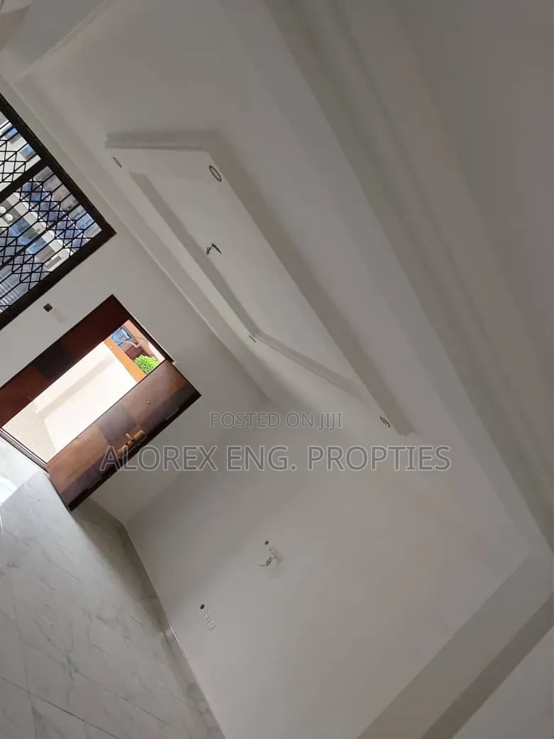 3bdrm House in Oyarifa, Ghana Flag for rent in Ghana Flag
