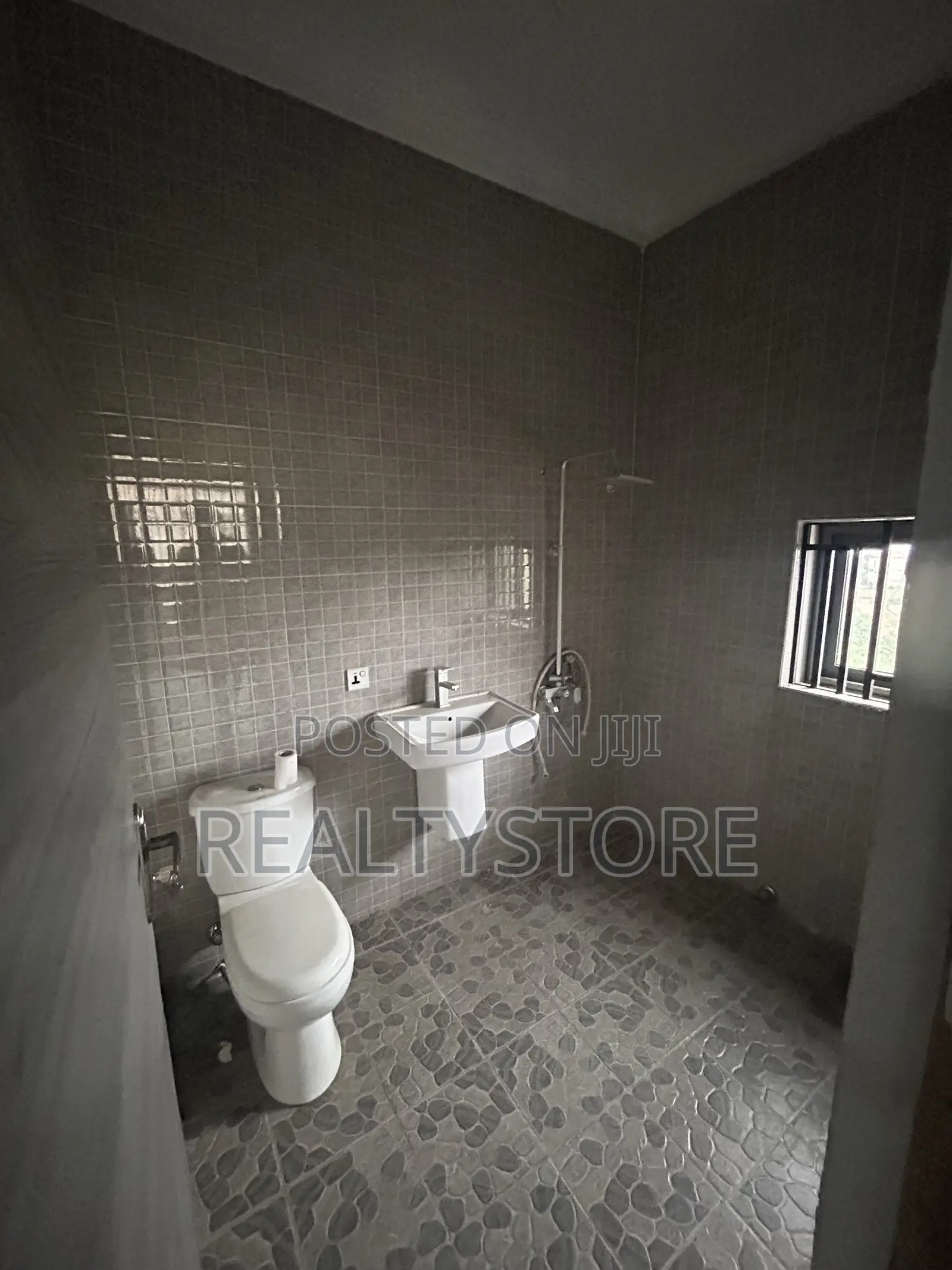 3bdrm Apartment in Bank Of Ghana, Accra Metropolitan for rent in Accra Metropolitan