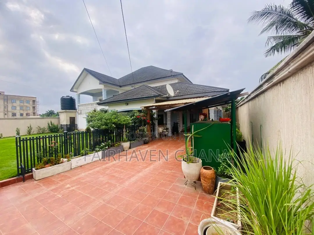 Furnished 4bdrm House in Fairhaven Properties, Dome for sale in Dome