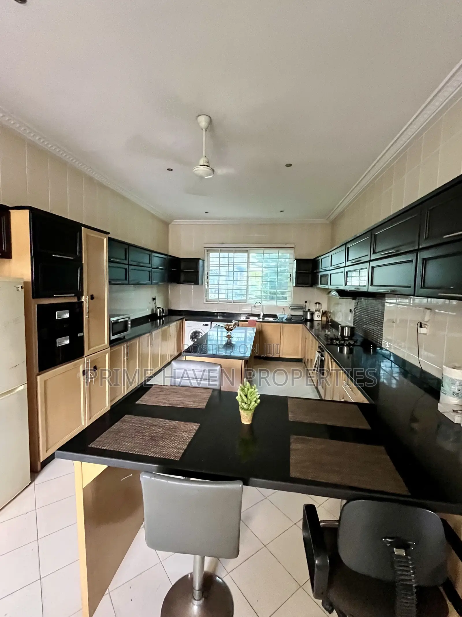 5bdrm House in Adjiriganor for sale in Adjiriganor