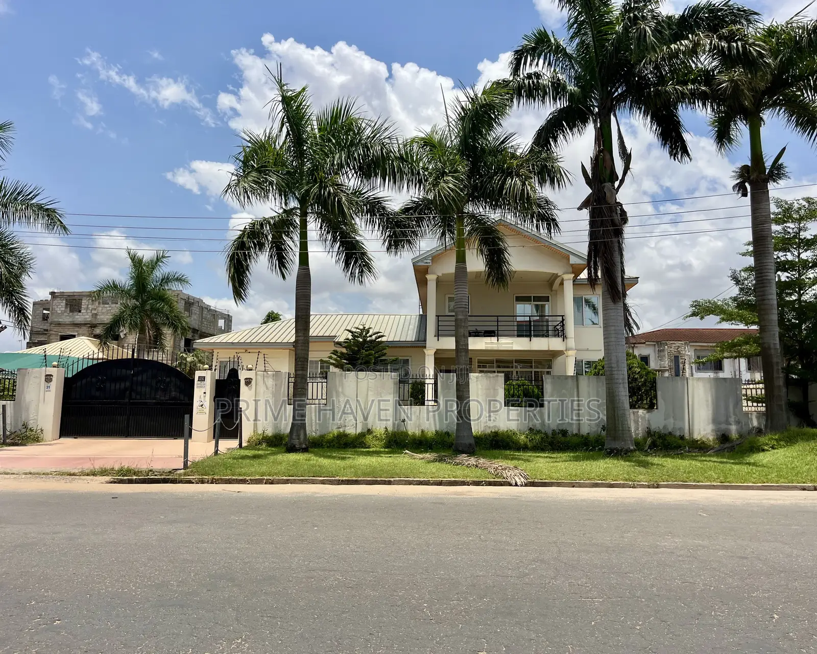 5bdrm House in Adjiriganor for sale in Adjiriganor