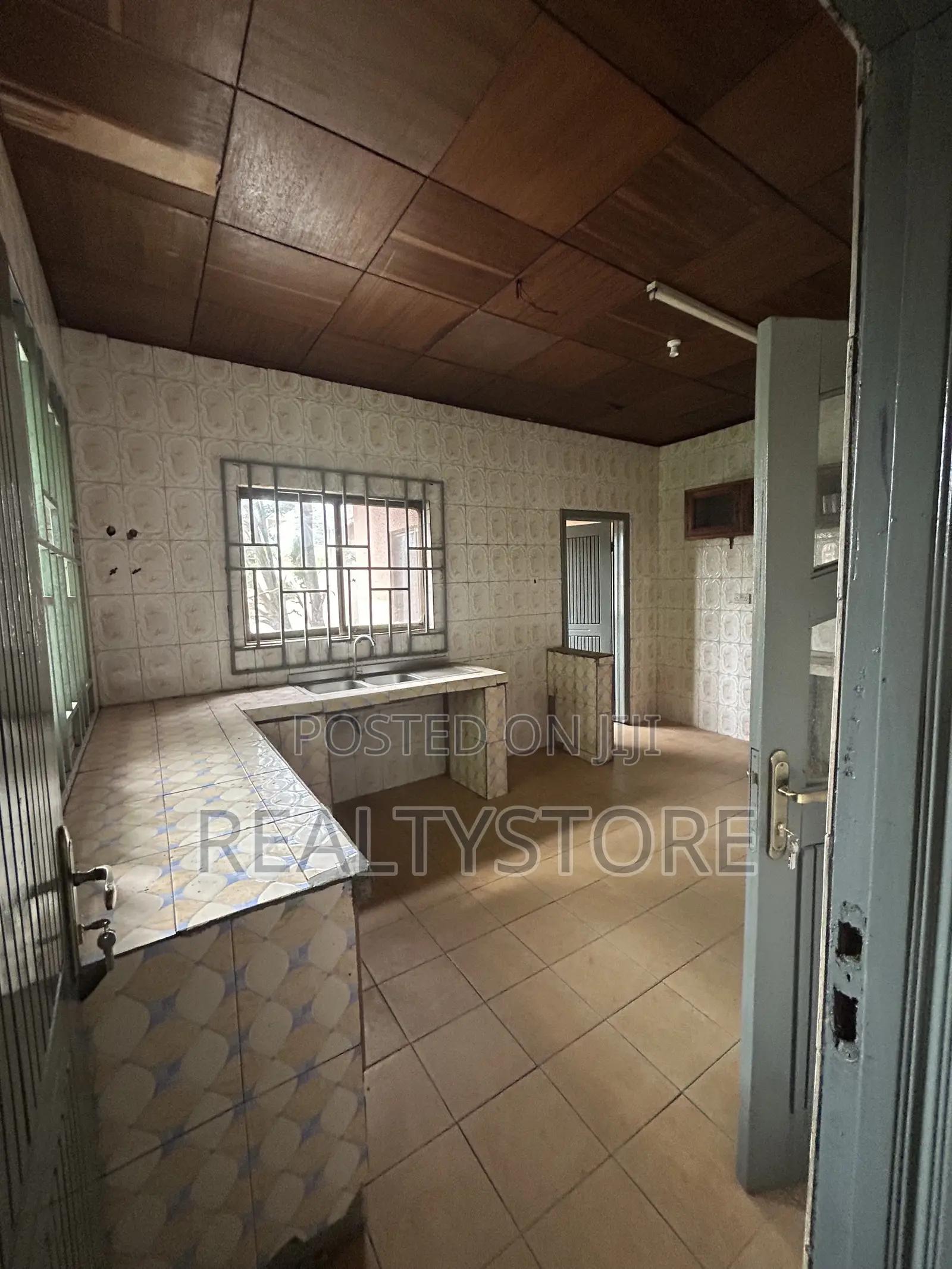 5bdrm House in Ashongman, Accra Metropolitan for rent in Accra Metropolitan