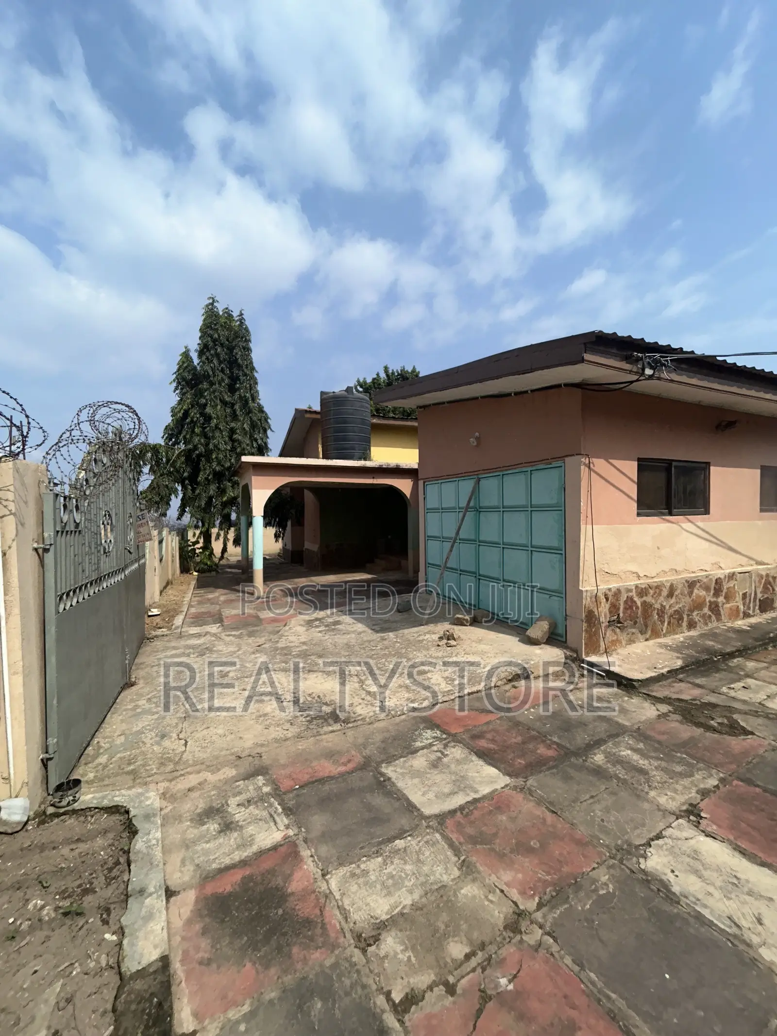 5bdrm House in Ashongman, Accra Metropolitan for rent in Accra Metropolitan