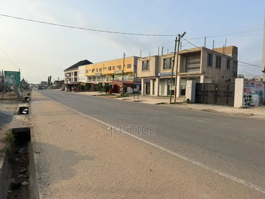 3bdrm Apartment in Odumase Pokuase for rent in Pokuase