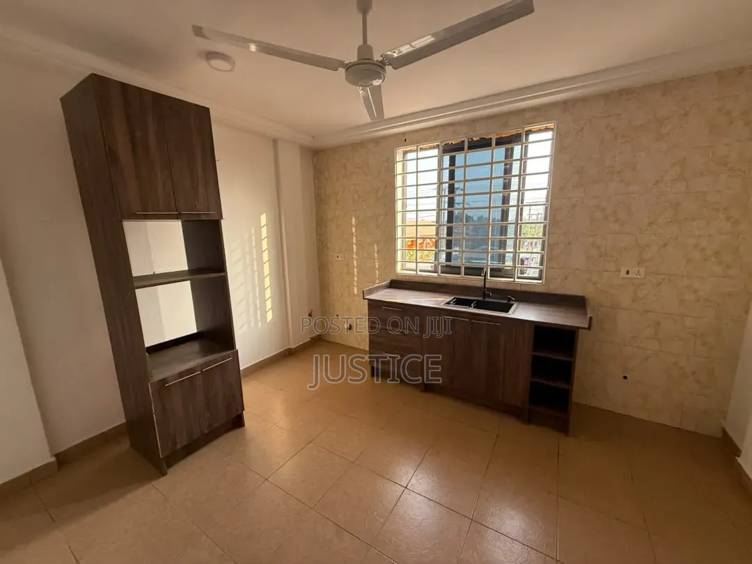 3bdrm Apartment in Odumase Pokuase for rent in Pokuase