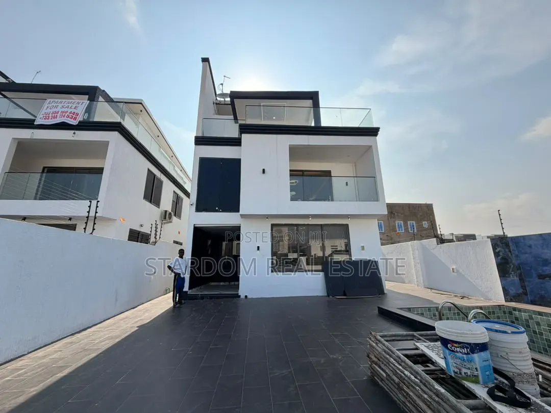 4bdrm Duplex in East Legon Hills, Lake Side Estate for sale in Lake Side Estate
