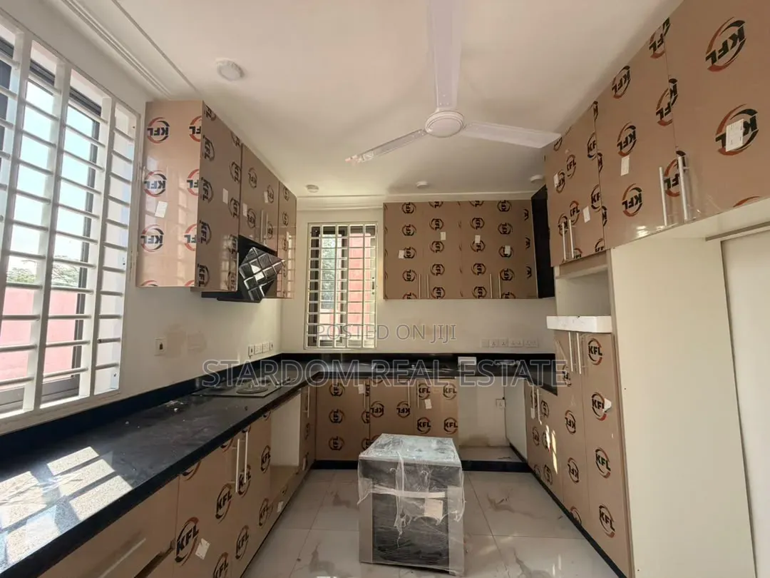 2bdrm Townhouse / Terrace in Ashaley Botwe, Nmai-Dzorn for rent in Nmai-Dzorn