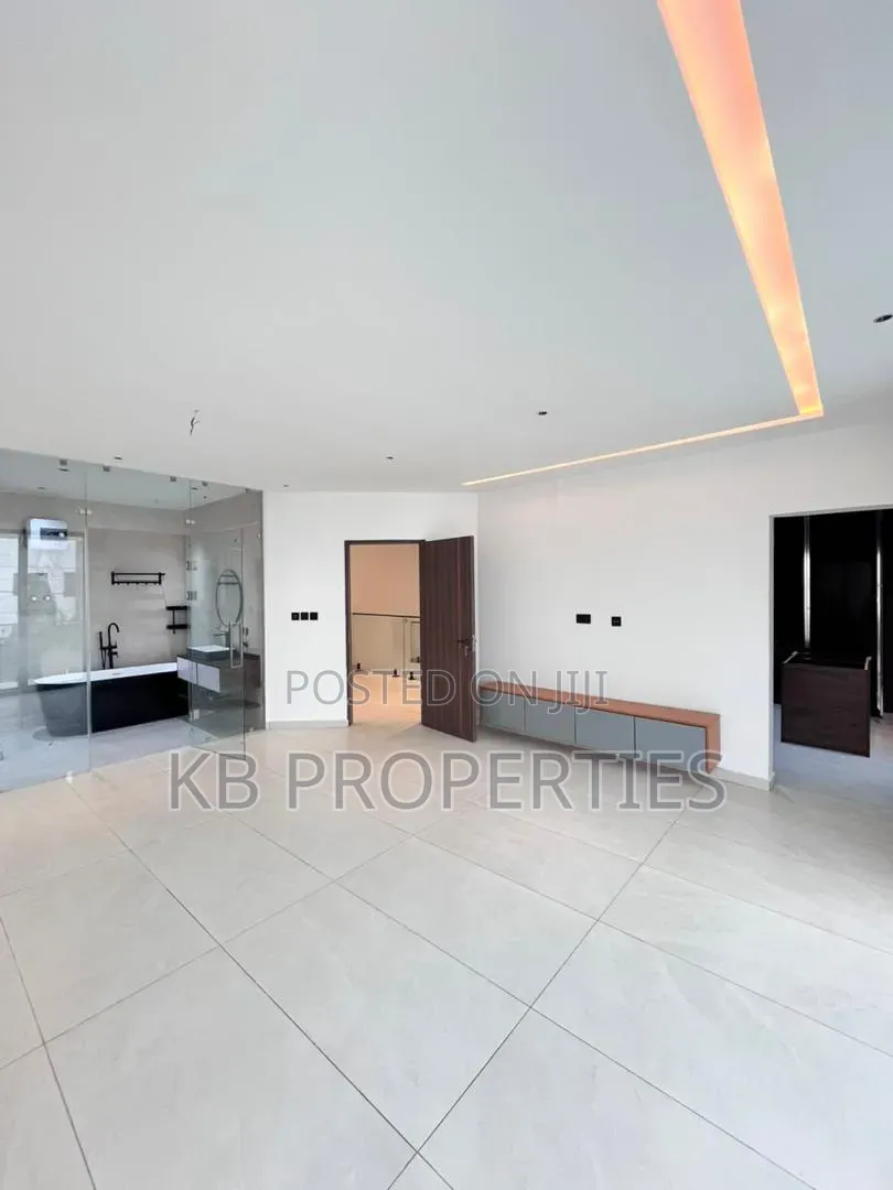 4bdrm House in Kb Properties, New Legon for sale in New Legon